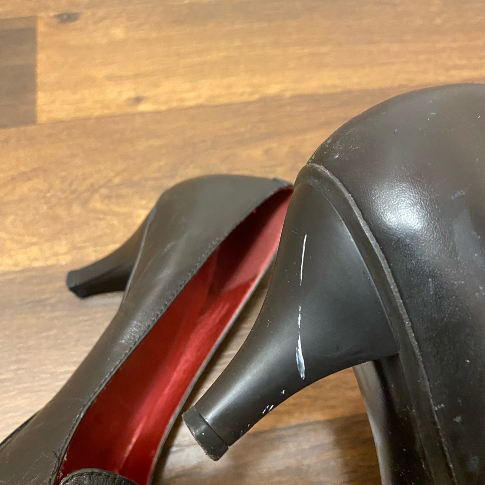 Horse-Bit Heels - Picture 6 of 6
